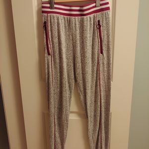 UO High waisted sporty track/sweat pants